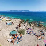3 Bedroom Amazing In * Plomin