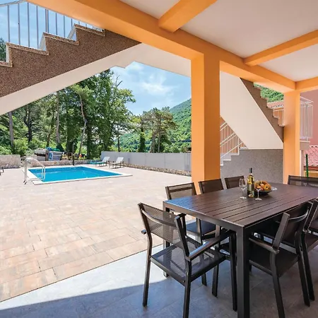 Holiday home 3 Bedroom Amazing In Plomin