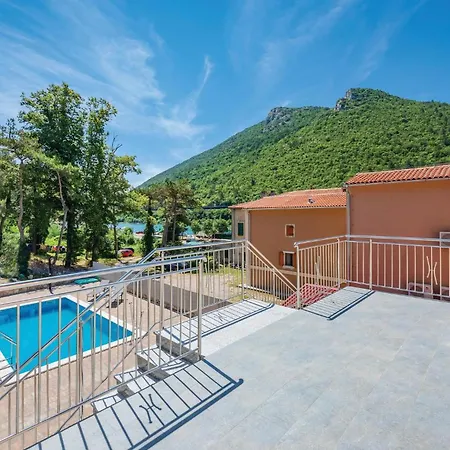 Holiday home 3 Bedroom Amazing In *