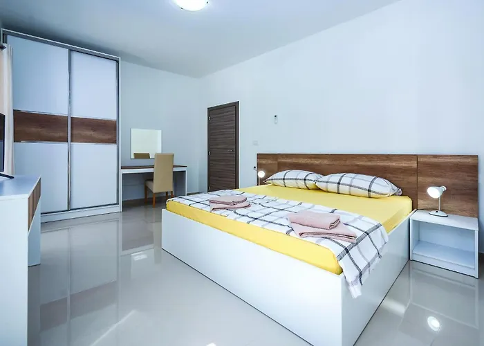 3 Bedroom Amazing In *