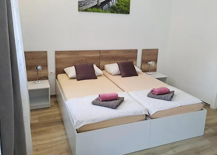 3 Bedroom Amazing In Feriehus *